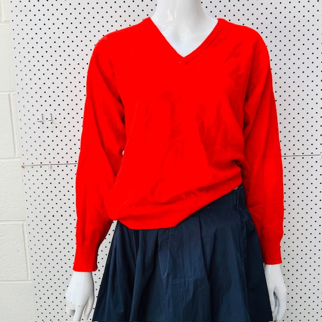 1980s scottish vintage / PRINGLE / bright red soft wool knit / s (3897916305155580856)