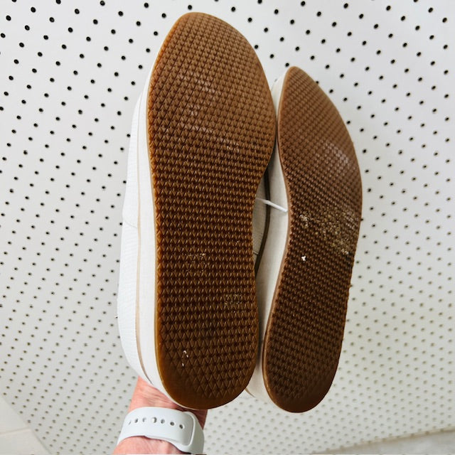 WITTNER / 'milas' white lace up leather flatforms / 38 (3898401064535424876)