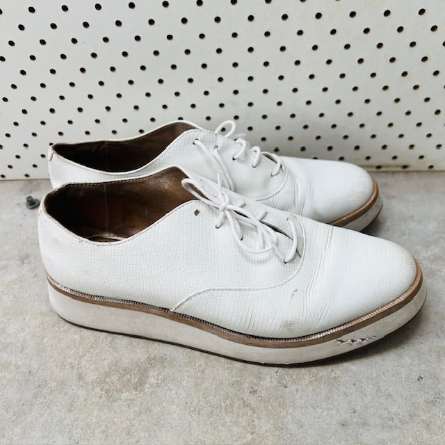 WITTNER / 'milas' white lace up leather flatforms / 38 (3898401070404769538)