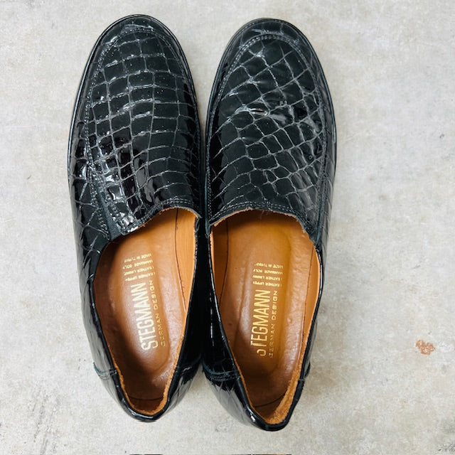 STEGMANN / quilte patent leather loafers / 39 (3898401082998674609)