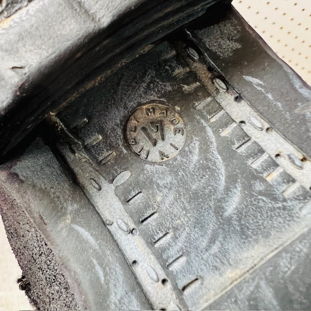 PAPUCEI / knee length leather boots / made in italy / 41 (3898401111999988813)