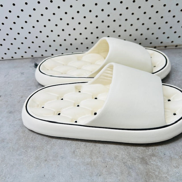 cream / pool slides / 40/41 (3898401178202394868)