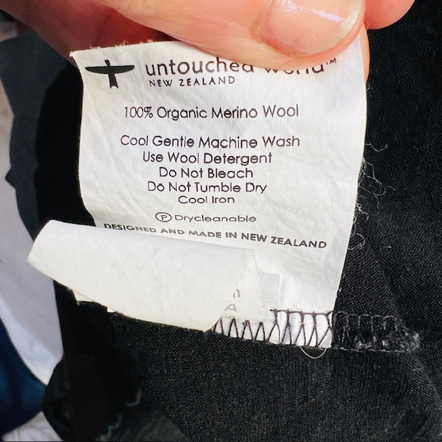 UNtOUCHED WORLD / merino wrap dress / s (3898930928902503725)