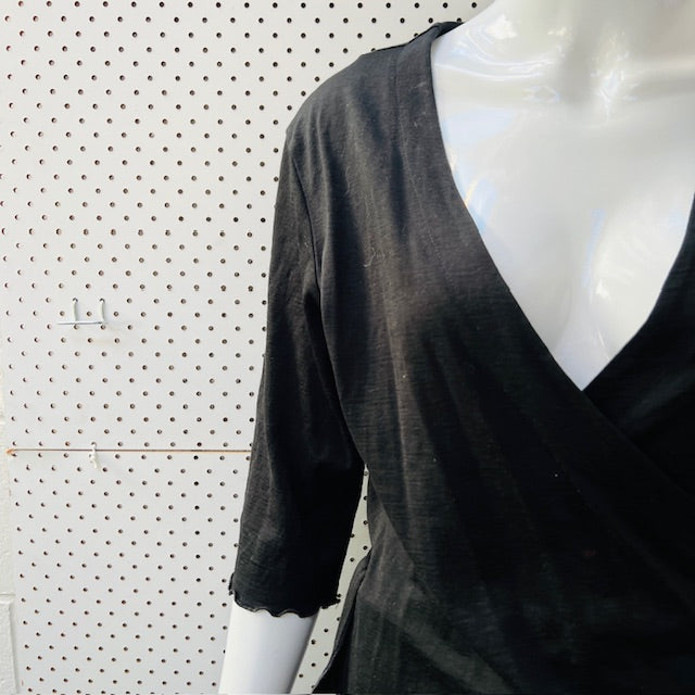 UNtOUCHED WORLD / merino wrap dress / s (3898930940246895379)