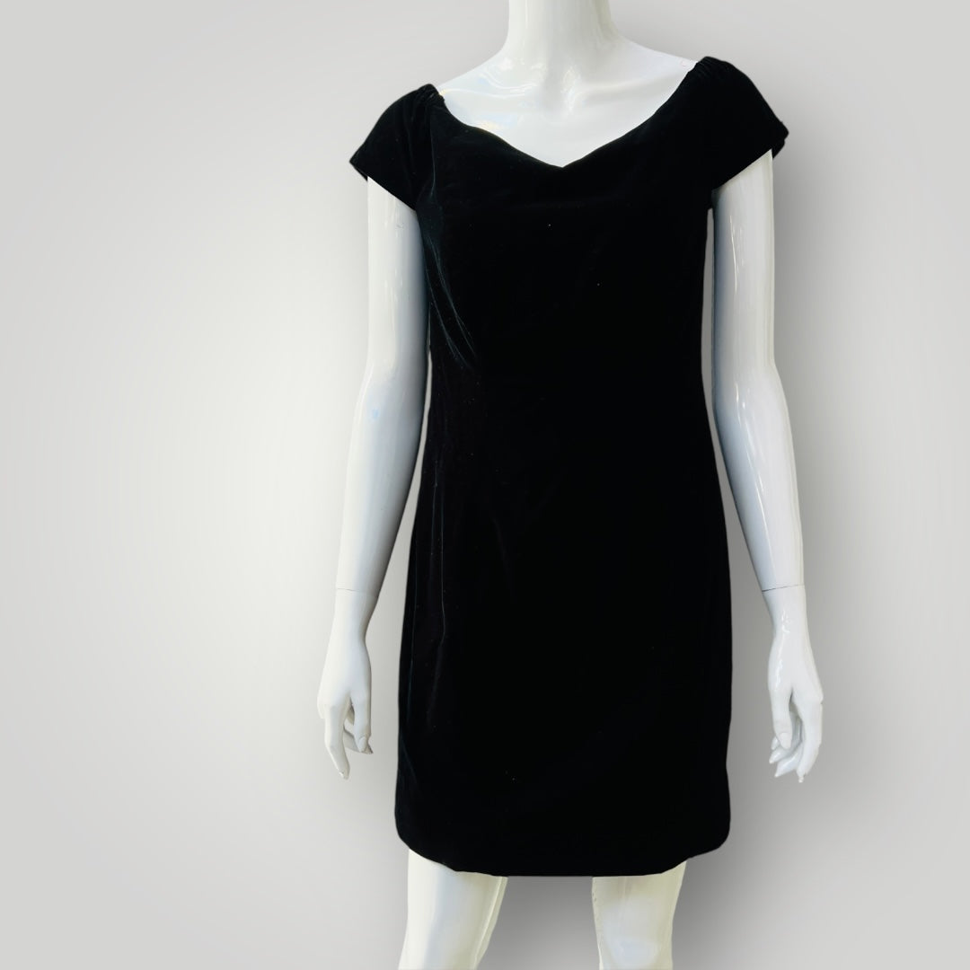 1990s vintage / LBD in black velvet / s (3898938860008471019)