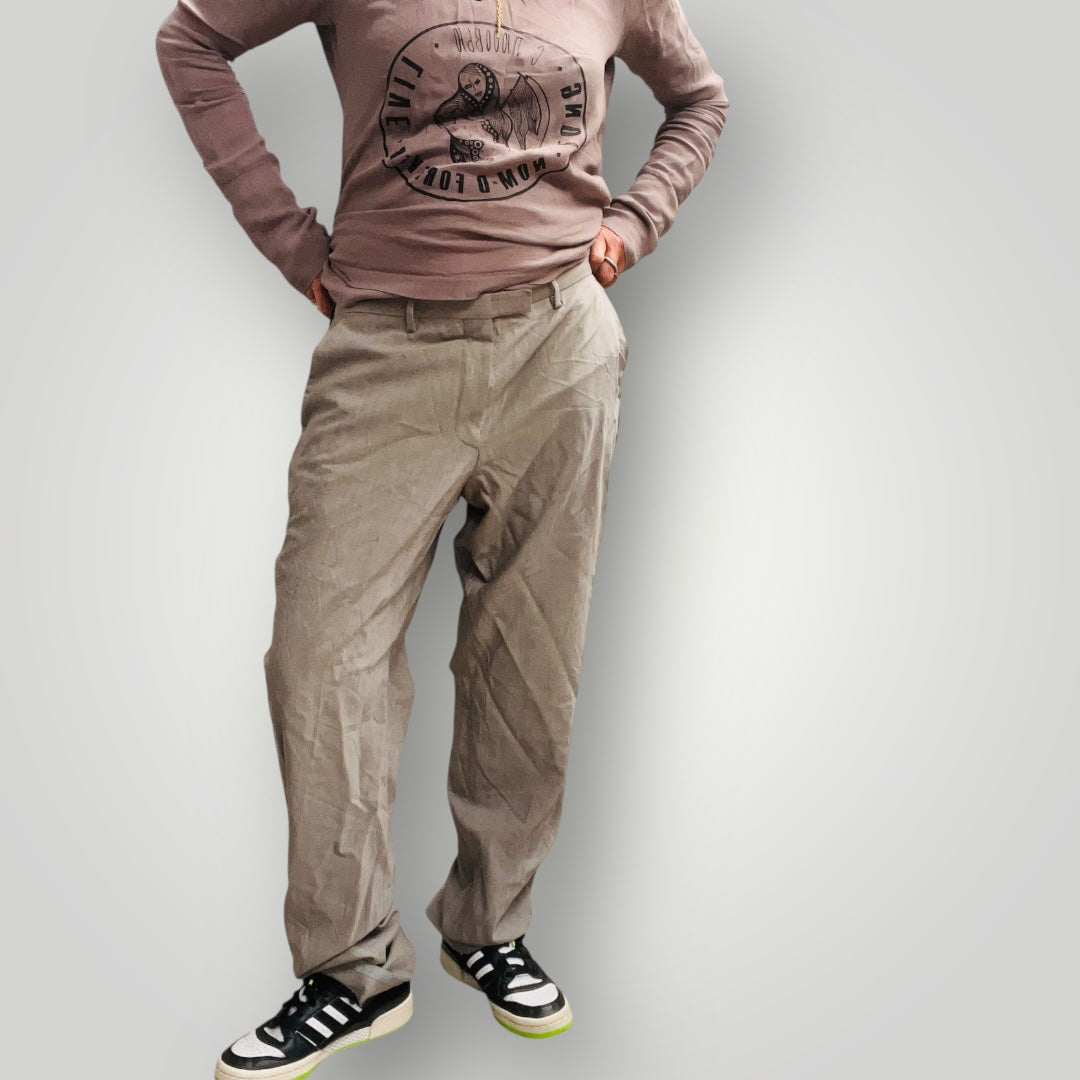 HUGO BOSS / wool pants / 106 / 38 / 44 (3899028384868463020)