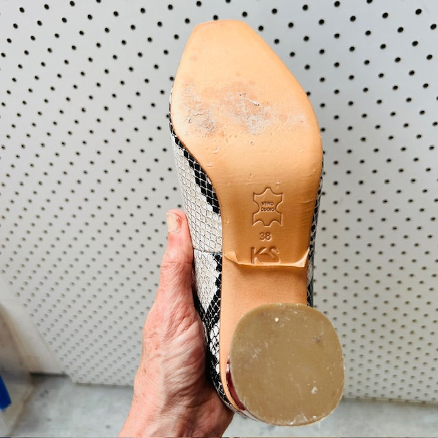 KATE SYLVESTER / snake print block heel pumps / 38 / $499 rrp (3899197818176297873)