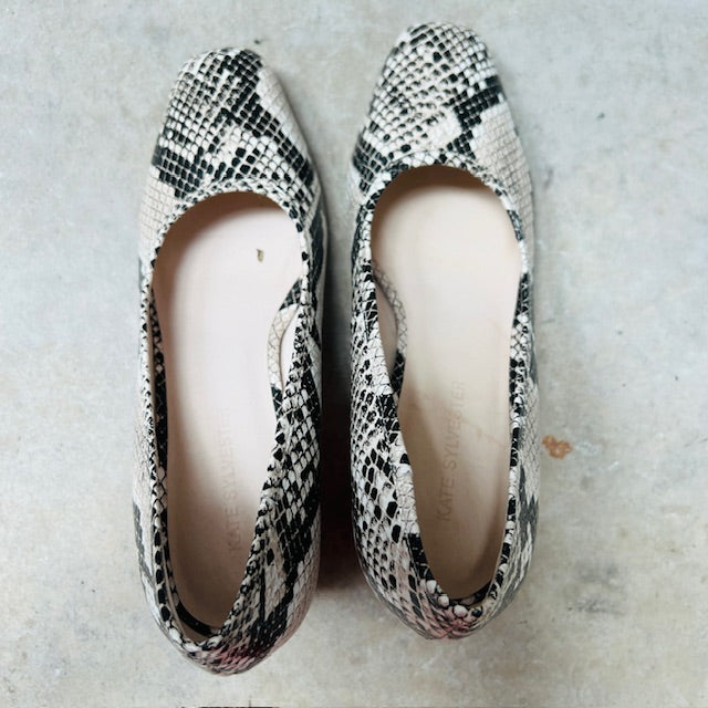 KATE SYLVESTER / snake print block heel pumps / 38 / $499 rrp (3899197820994179908)