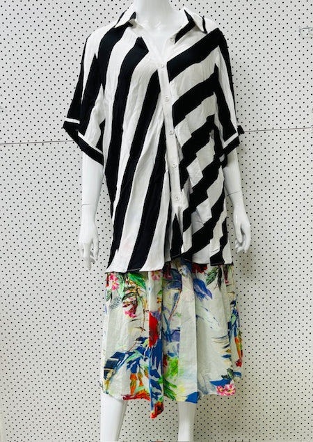 Dissh / Carlie White / Black Vacation Shirt / 14 / new with tags (3899698796016018862)