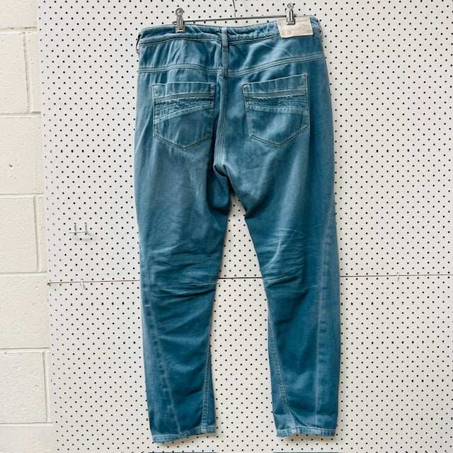 diesel / fayza relaxed boyfriend low waist jeans / 31 (3899708120362984774)