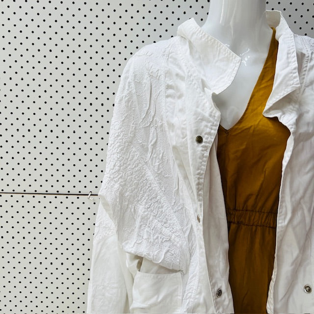 1980s british vintage / CAVATINA / white batwing jacket / m (3899807733633439358)