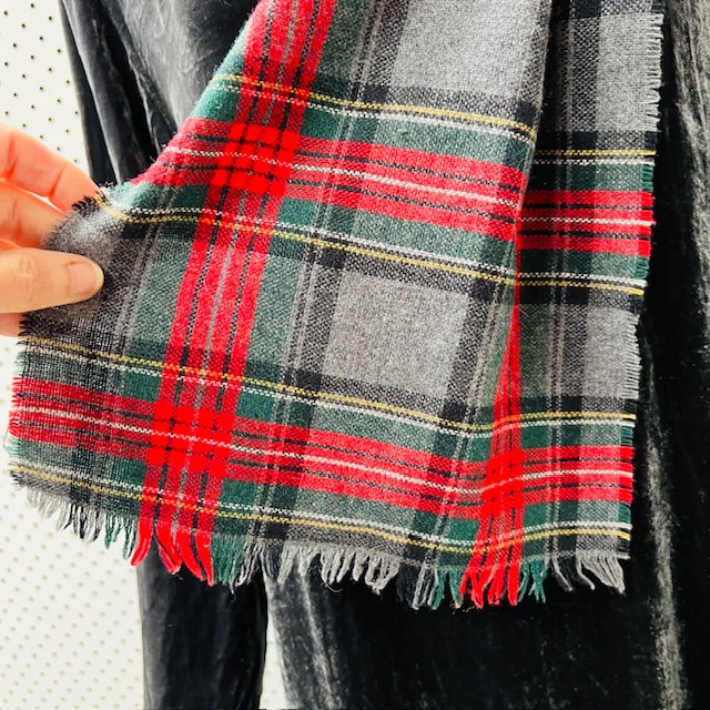 plaid / wool scarf (3900237472488374491)