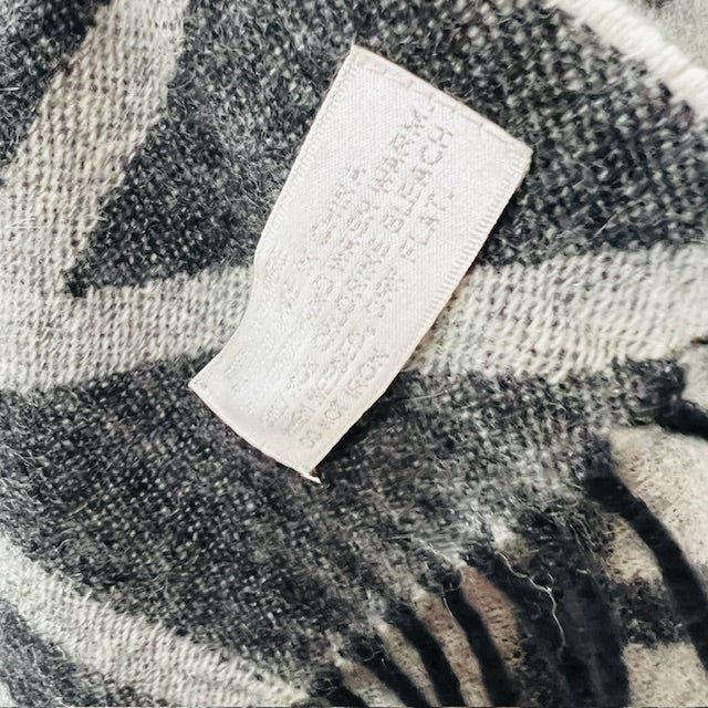 ISAAC MIZRAHI / 100% cashmere scarf (3900237486023070206)