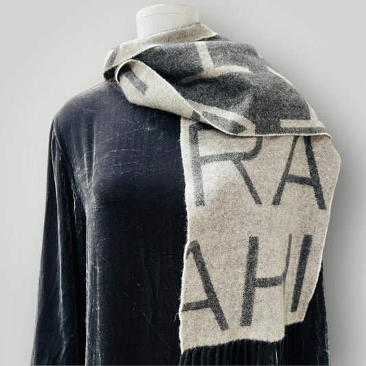 ISAAC MIZRAHI / 100% cashmere scarf (3900238063308484529)