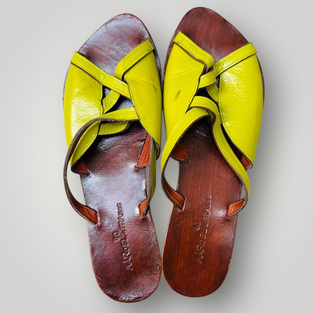 chartreuse / leather sandals / MARCEL FRANCE / 40 (3900753923003964343)