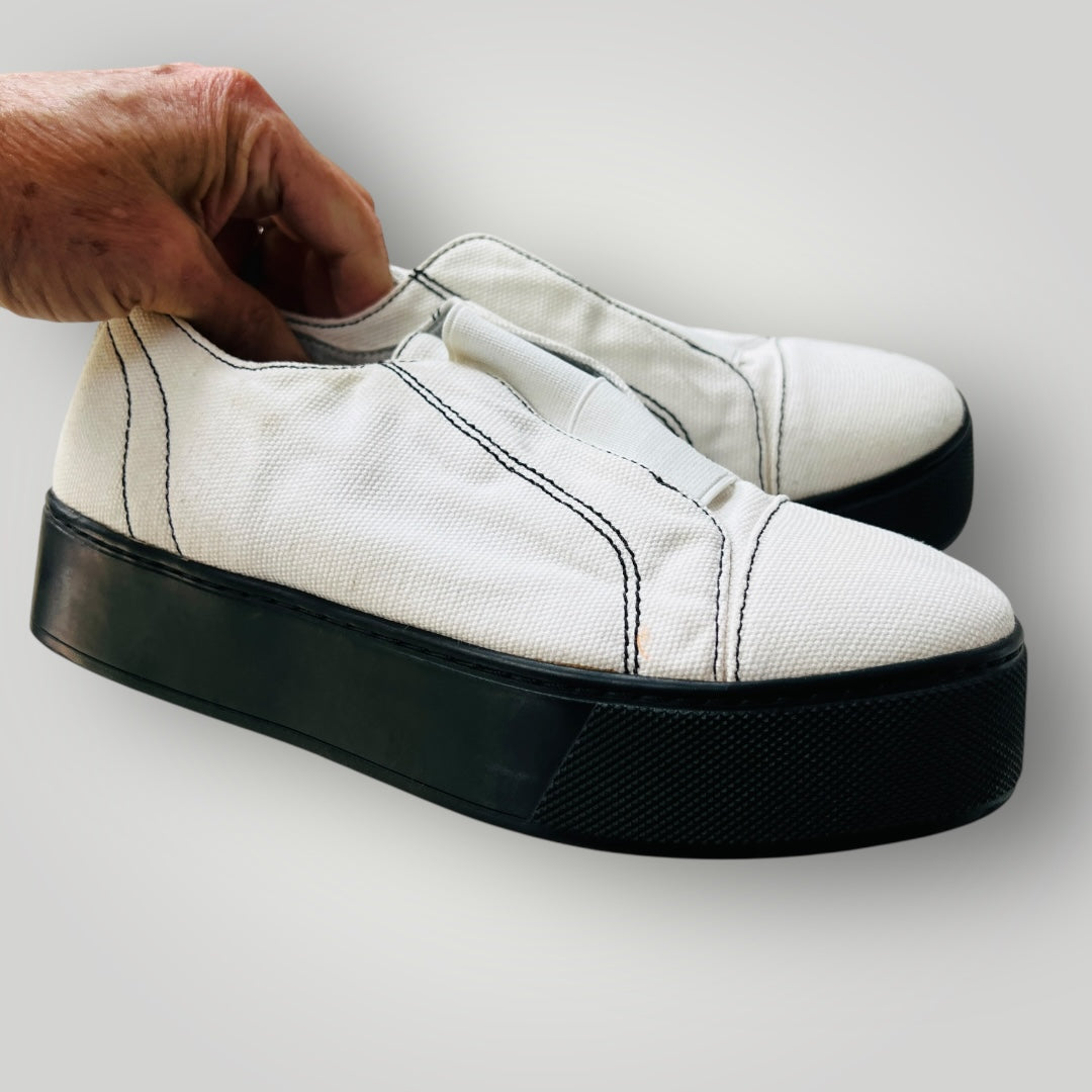 MOOCHI / white canvas platform slip-on sneakers / 37 (3900753928017876063)