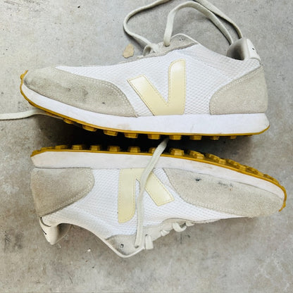 Veja / white trainers /40 (3903422997888362855)
