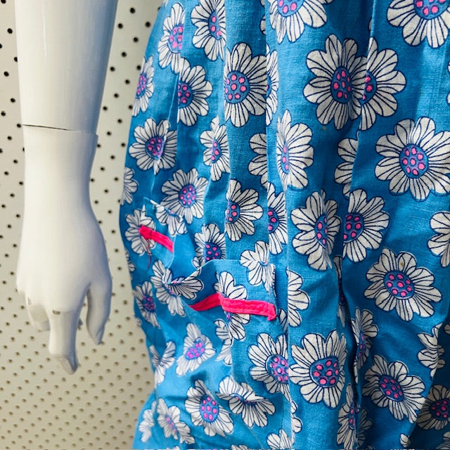 1960s vintage / handmade apron (3905753687818343135)