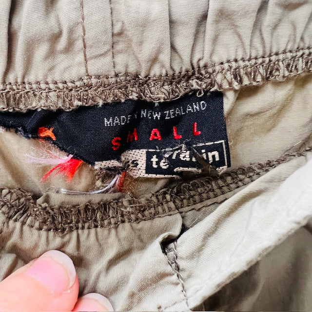 vintage / MACPAC / shorts / made in nz / s (3906373503805573790)