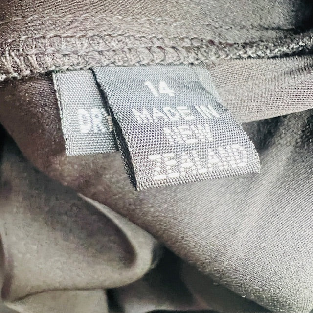 RORY WILLIAM DOCHERTY / silk pants / 14 / made in nz (3906373539084314122)