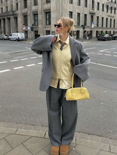 hand kintted / light grey wool cardigan / L (3906808379574946954)