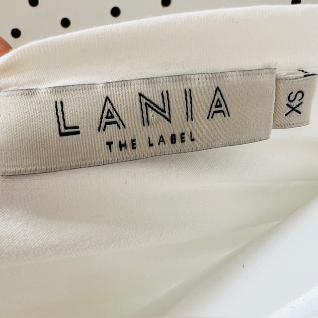 LANIA THE LABEL / white top with gorgeous details / s (3906984366201521575)