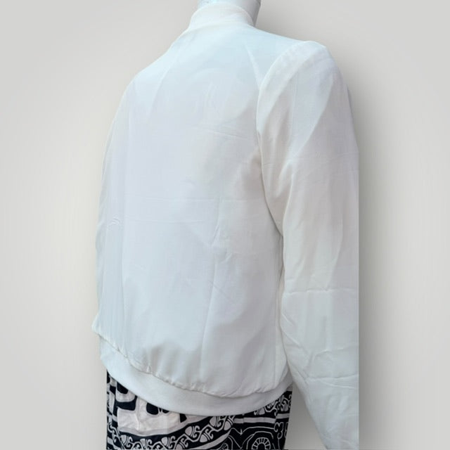 just jeans / white padded bomber jacket / m (3909214216109562048)