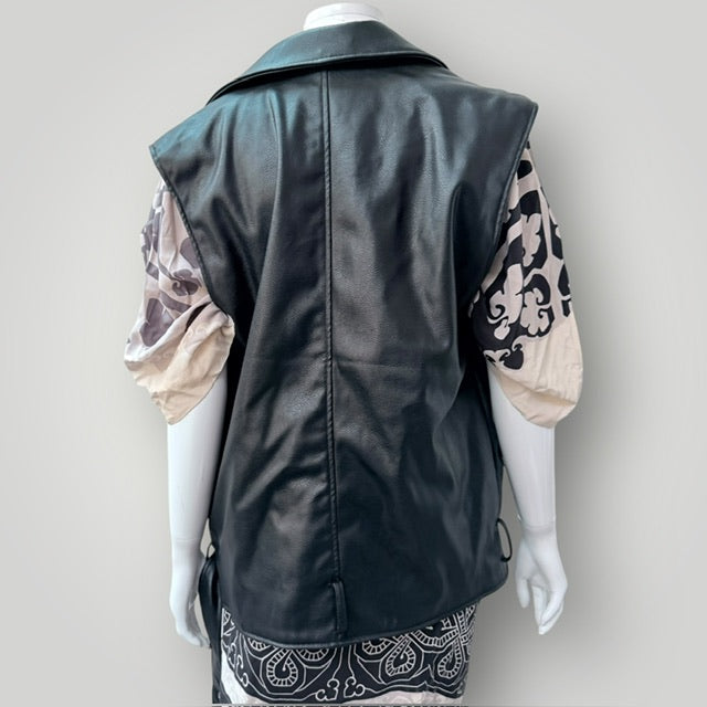 h&m / vegan leather sleeveless biker jacket / s (3909214217881943726)
