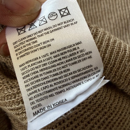 MU:I korea / v neck top / s (3909214251947948415)