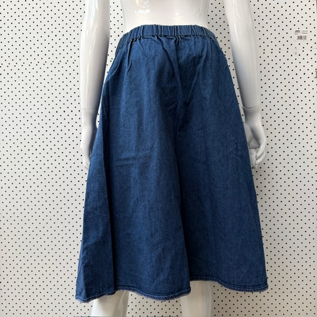 denim / a line skirt with white button up front / s (3909214276313146007)