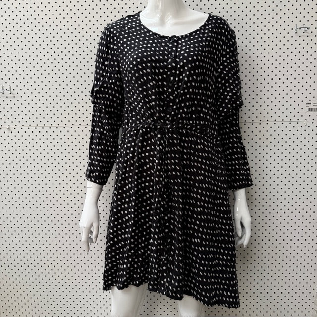 THING THING / spotted dress / s (3909293988289160959)