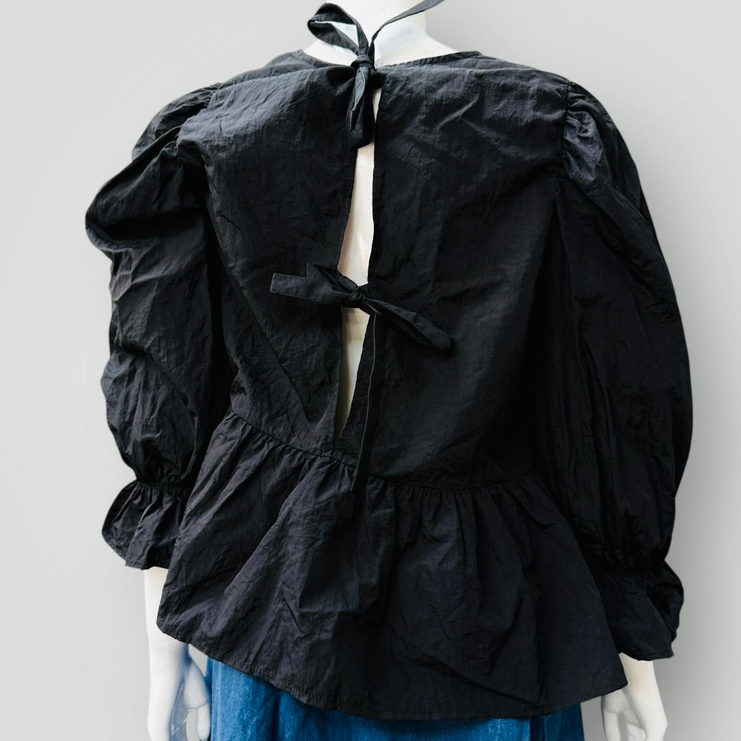 H&M DIVIDED / tie back taffeta peplum top / m (3909314179003751866)