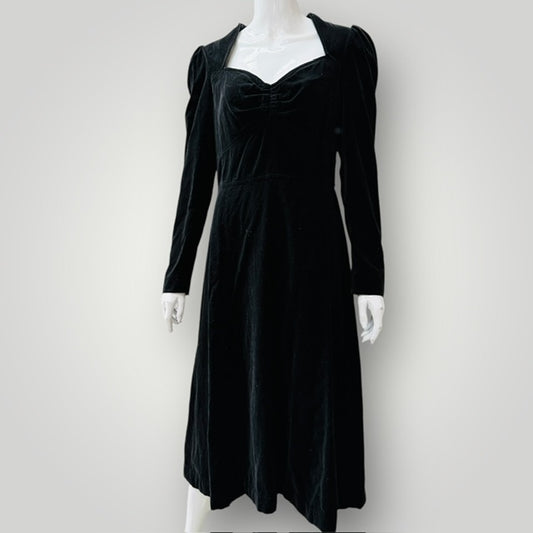 1970s nz vintage / HULLABALOO (thornton hall) / black velvet dress / s (3911741646517739104)
