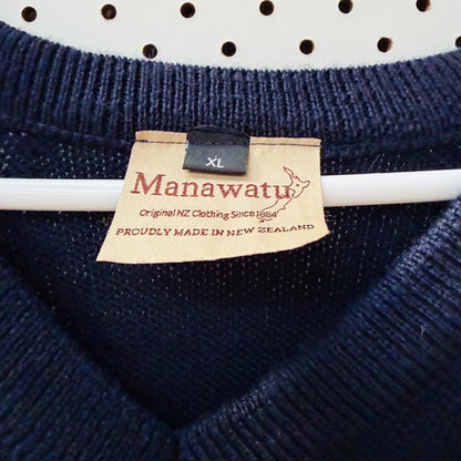 MANAWATU KNITTING MILLS / blue wool jumper with epaulets / XL (3912247592410893647)