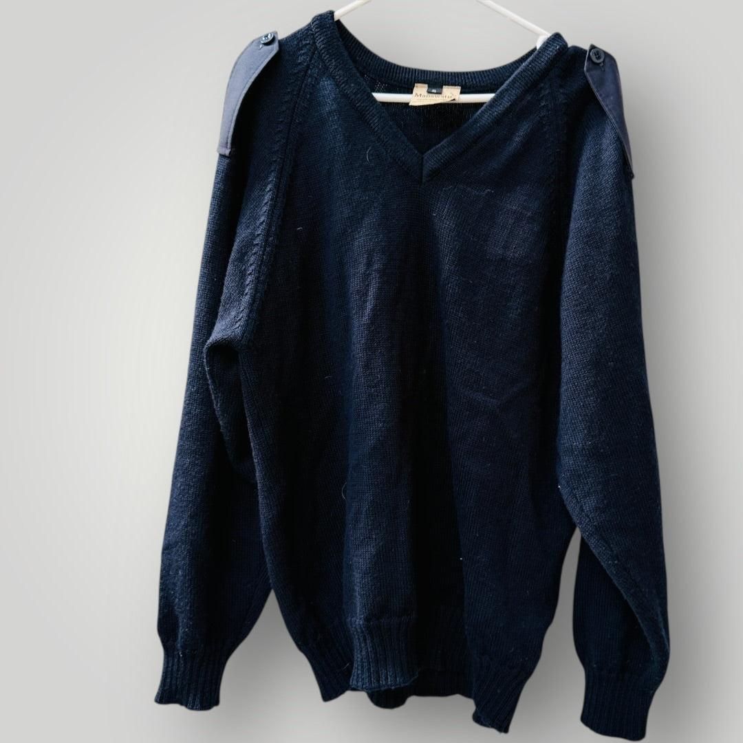 MANAWATU KNITTING MILLS / blue wool jumper with epaulets / XL (3912247942435326450)