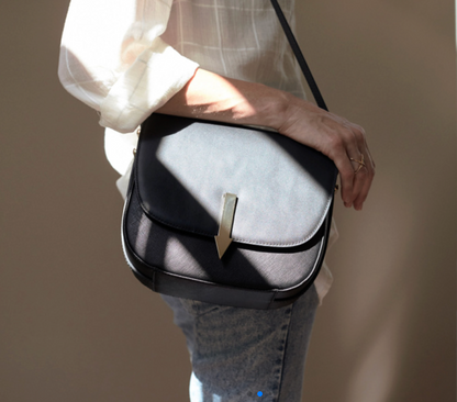 KAREN WALKER / cross body arrow bag / brown leather (3913456846850676608)