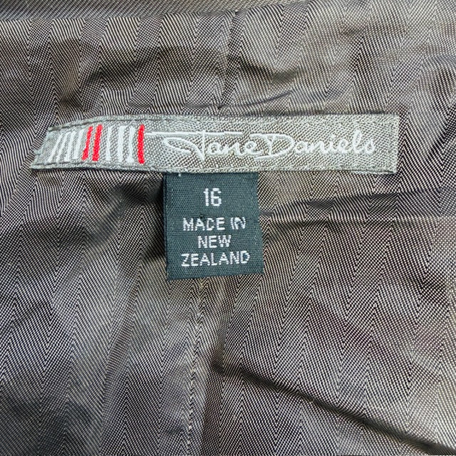 JANE DANIELS / trench coat / 16 / made in nz (3913540521927587558)
