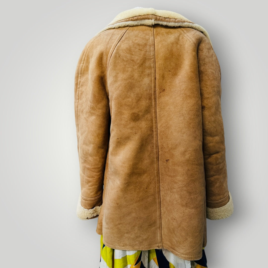 1970s french vintage / shearling leather + sheepskin jacket / 44 (3913540670557063193)