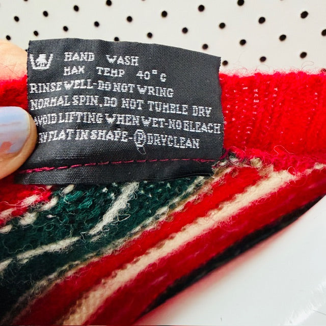 1960s nz vintage / CHI / pure wool jumper / red + green / m (3913713796865162419)