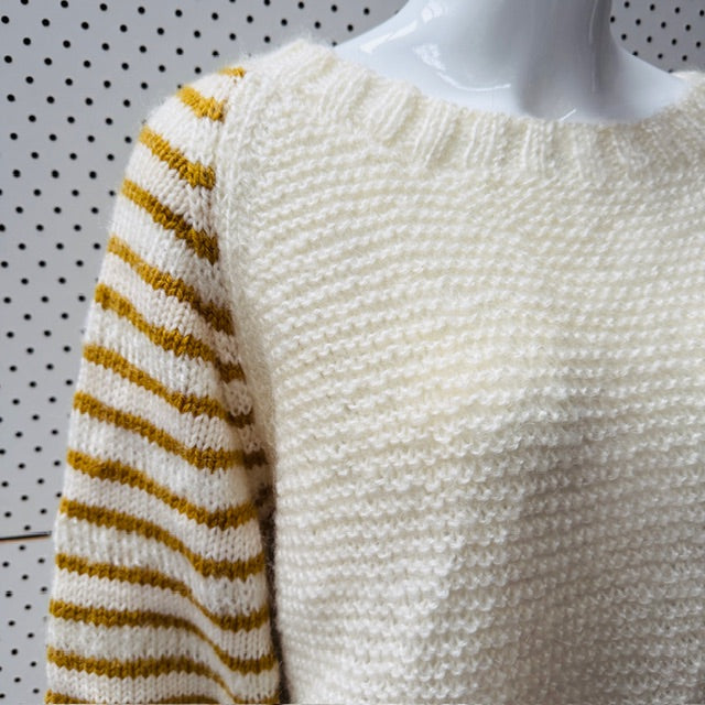 hand knitted / cream + mustard wool jumper / m (3913713817679964791)