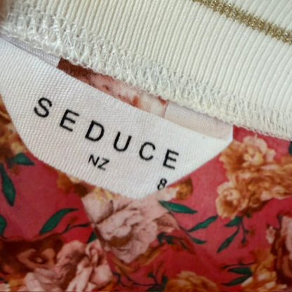 Seduce NZ / Ali Top / s (3914078663995756455)