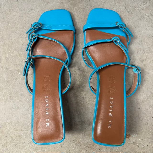 Mi Piaci / Delaney Strappy Sandal / vibrant blue leather / 40 / $260rrp (3914313773944274118)