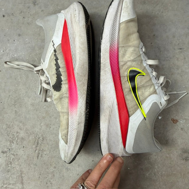 NIKE / Winflo 8 Rawdacious / tokyo olympics white + crimson / 41 (3914313780579879402)