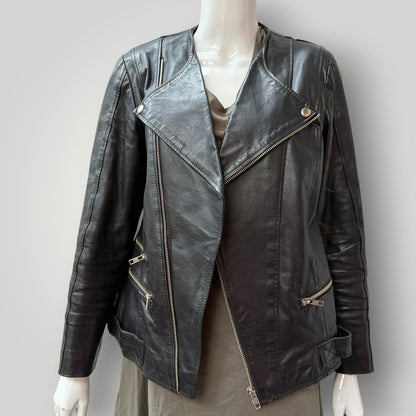 biker jacket / black leather / s/m (3914752972808802472)