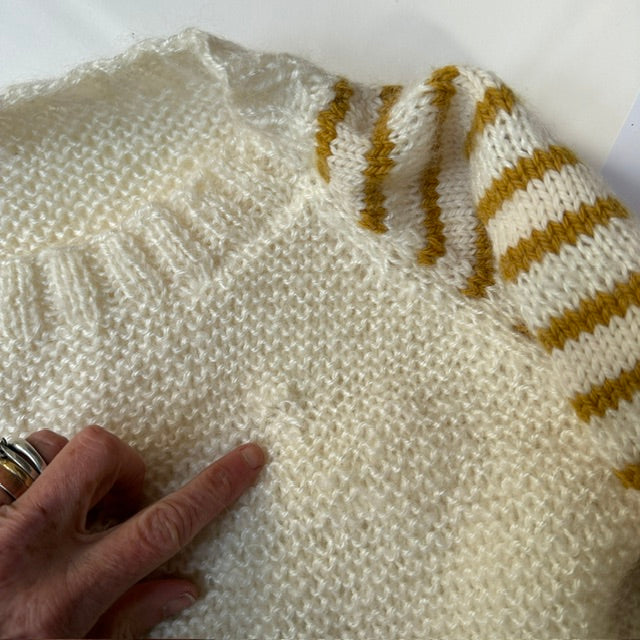 hand knitted / cream + mustard wool jumper / m/l (3914826401309148103)