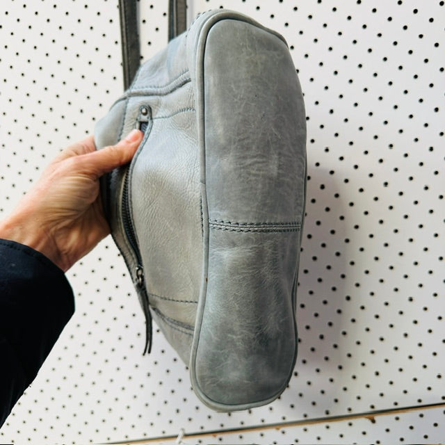 COLORADO / leather x-body bag (3914839057758407399)