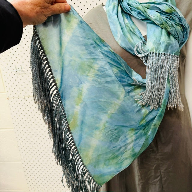 tie dyed / fringed silk scarf (3914839085357555531)