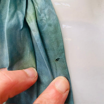 tie dyed / fringed silk scarf (3914839089228460217)