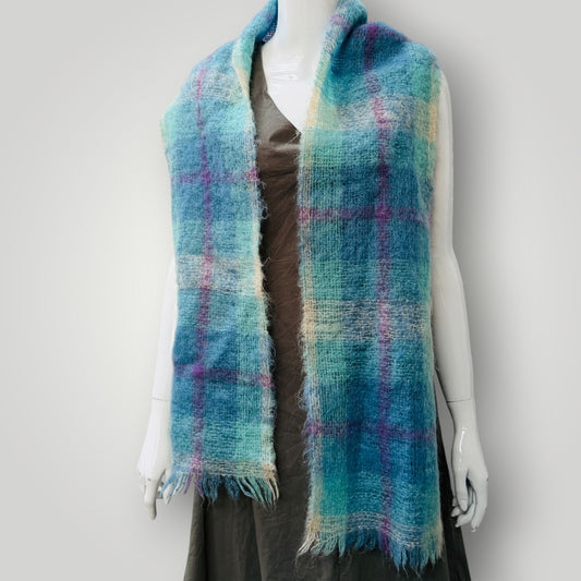 1960s vintage / plaid mohair scarf (3914839531112471014)