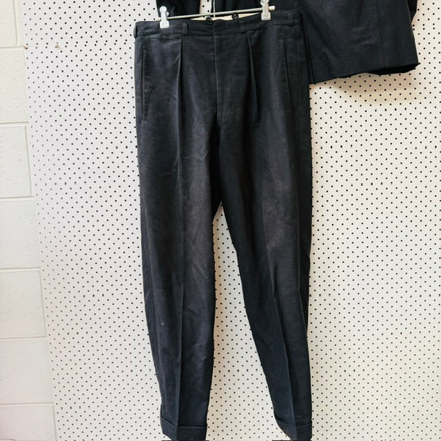 1960s vintage / grey wool suit / m (3915871974711823133)